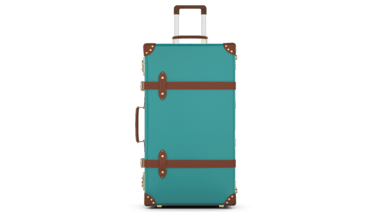 3D rendering of a Globe-Trotter luggage created by SmartPixels
